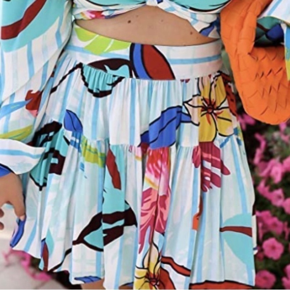 NWT-THE DROP-FLORAL PRINT SKIRT-SIZE MEDIUM